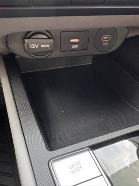 Used 2024 Hyundai Elantra SEL image 19