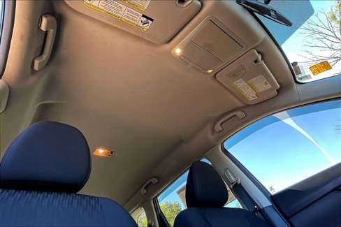 Used 2018 Nissan Rogue SV image 22