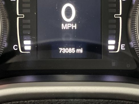 Used 2018 Jeep Cherokee Latitude Plus image 6