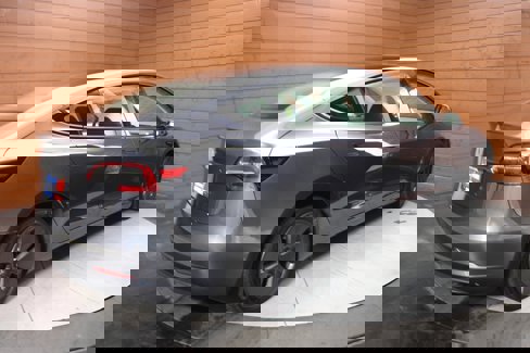 Used 2023 Tesla Model 3 Standard Range image 20
