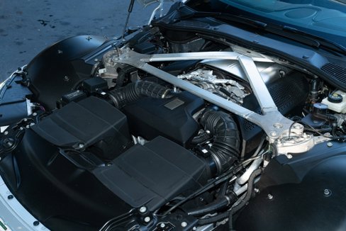 Used 2023 Aston Martin V8 Vantage Roadster image 14