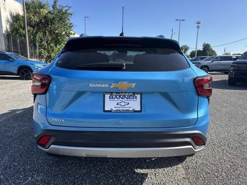 New 2025 Chevrolet Trax LT w/ Driver Confidence Package image 6