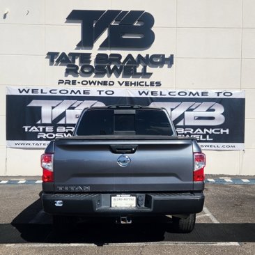 Used 2018 Nissan Titan S w/ S Utility Package image 9