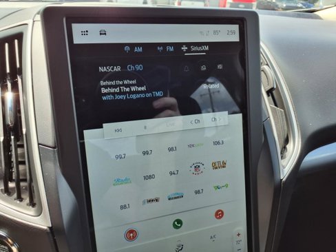 Used 2024 Ford Edge SEL image 17