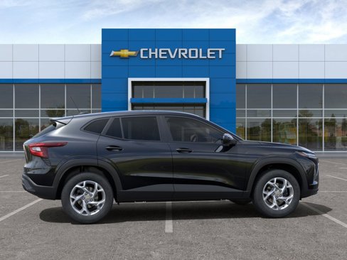 New 2025 Chevrolet Trax LS w/ LS Convenience Package image 5