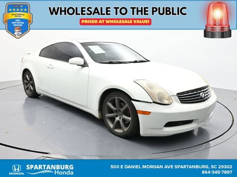 Used 2004 INFINITI G35 Coupe w/ Premium Pkg image 3