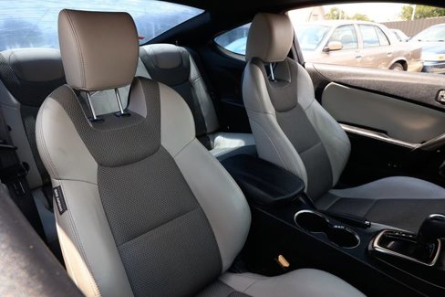 Used 2013 Hyundai Genesis 2.0T image 16