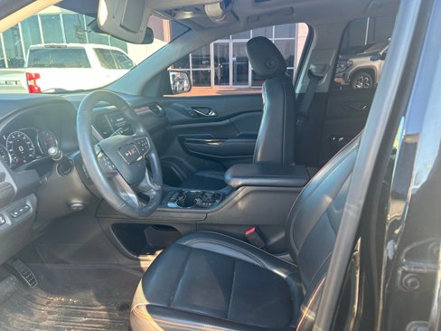 Used 2022 GMC Acadia AT4 w/ Technology Package image 13