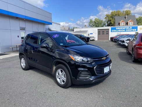 Used 2022 Chevrolet Trax LS w/ Tint and Cruise Package image 1