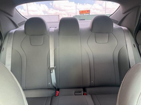 Certified 2025 Hyundai Elantra SE image 20