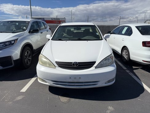 Used 2004 Toyota Camry image 2