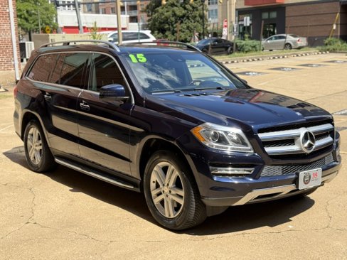 Used 2015 Mercedes-Benz GL 450 4MATIC image 3