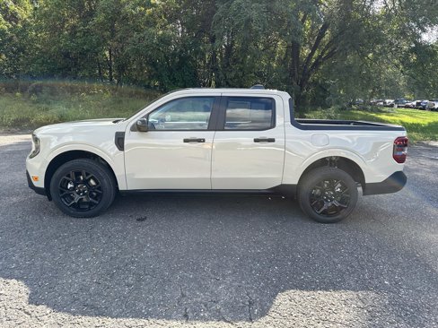 New 2025 Ford Maverick XLT image 8
