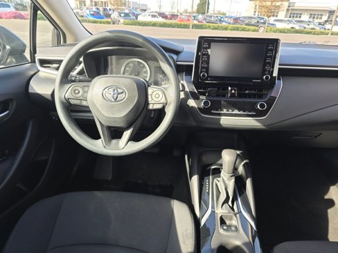 Used 2021 Toyota Corolla LE image 14
