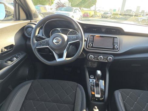 Used 2018 Nissan Kicks S image 20