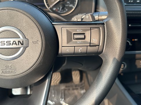 Used 2021 Nissan Rogue S image 23