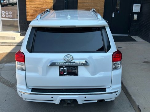 Used 2010 Toyota 4Runner SR5 image 11