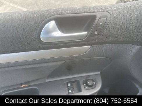 Used 2008 Volkswagen Rabbit S image 9