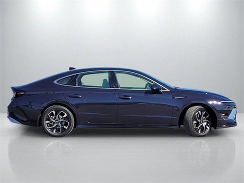 Used 2024 Hyundai Sonata SEL image 3