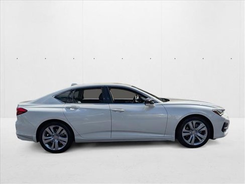 Used 2022 Acura TLX w/ Technology Package image 4