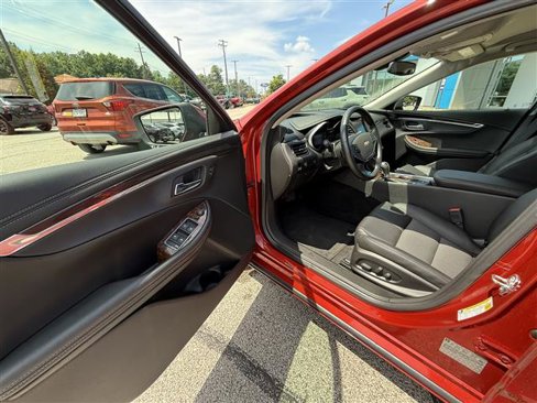 Used 2014 Chevrolet Impala LT image 11