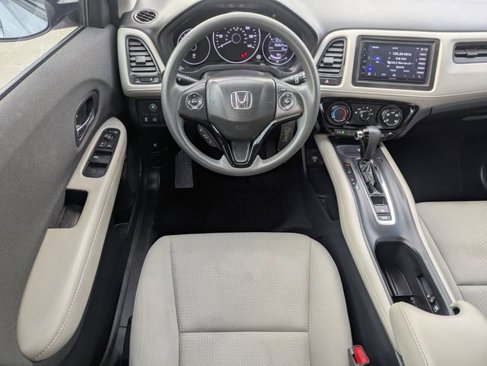 Used 2019 Honda HR-V LX image 12