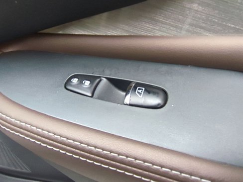 Certified 2018 Nissan Murano Platinum image 42