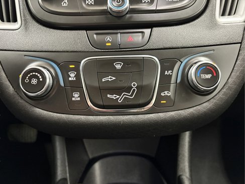 Used 2021 Chevrolet Malibu RS image 13