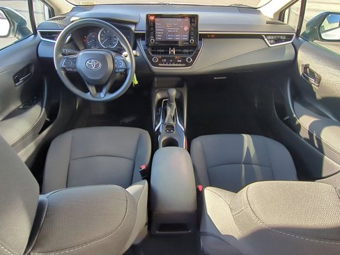 Used 2022 Toyota Corolla LE image 27