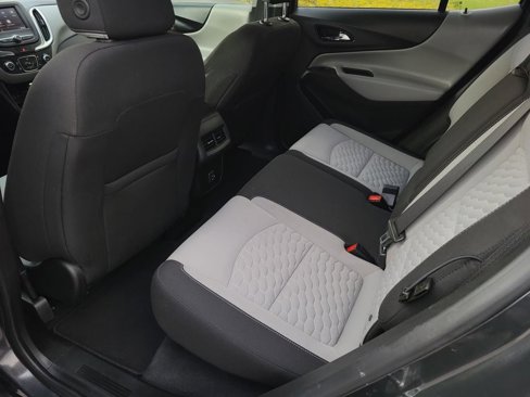 Used 2021 Chevrolet Equinox LS w/ LS Convenience Package image 15