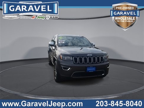 Used 2017 Jeep Grand Cherokee Limited image 3