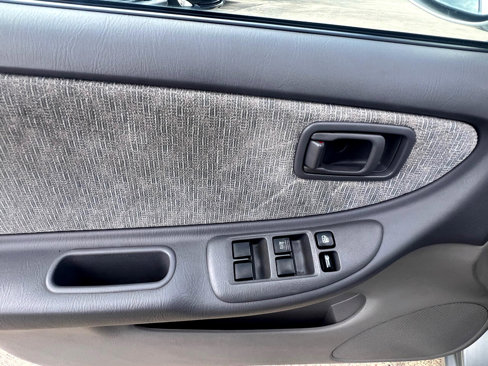 Used 2001 Nissan Altima GXE image 23