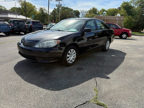 Used 2005 Toyota Camry image 2