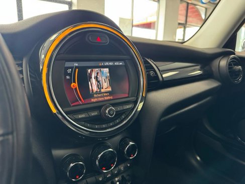 Used 2019 MINI Cooper 2-Door Hardtop image 53