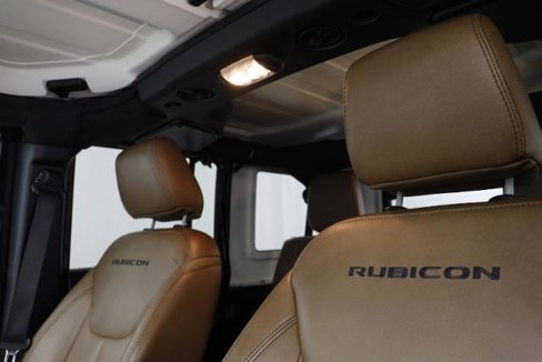 Used 2017 Jeep Wrangler Unlimited Rubicon w/ Connectivity Group image 21