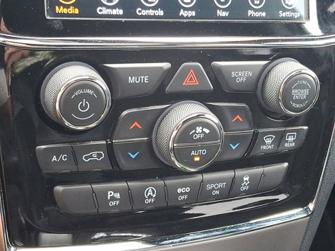 Certified 2020 Jeep Grand Cherokee Altitude image 16