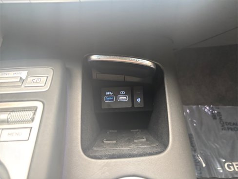 Used 2025 Genesis GV70 3.5T Sport w/ Sport Advanced Package image 27