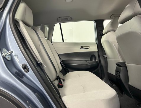 Used 2023 Toyota Corolla Cross L image 12