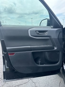 Used 2022 Ford Bronco Sport image 9