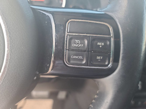 Used 2015 Jeep Wrangler Unlimited Sahara image 17