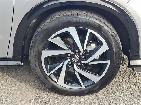 Used 2019 Honda HR-V Sport image 8
