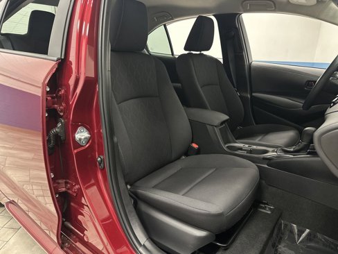 Used 2023 Toyota Corolla LE w/ LE Convenience Package image 27