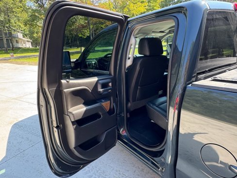 Used 2018 Chevrolet Silverado 1500 LTZ w/ Max Trailering Package image 24