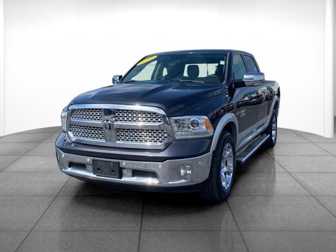 Used 2016 RAM 1500 Laramie w/ Convenience Group image 3