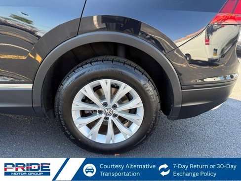 Used 2018 Volkswagen Tiguan SEL image 13