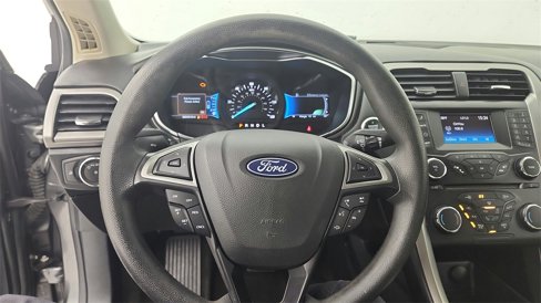 Used 2018 Ford Fusion S image 19
