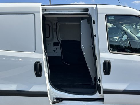 Used 2021 RAM ProMaster City Tradesman SLT image 17