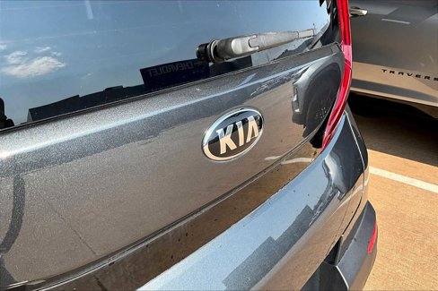 Used 2020 Kia Soul LX image 29