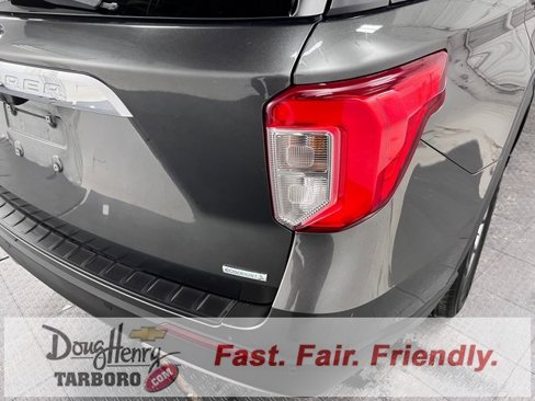 Used 2020 Ford Explorer XLT w/ Equipment Group 202A image 15