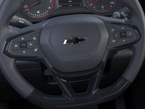 New 2025 Chevrolet Trax RS image 19
